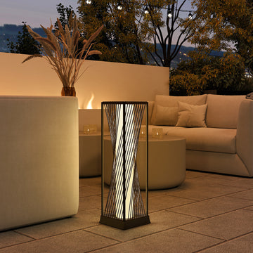 Rattan Solar Floor Lamp, Decorative Outdoor Lamp with Auto On/Off LED Lights, IP44 for Patio, Porch, Pathway, Brown